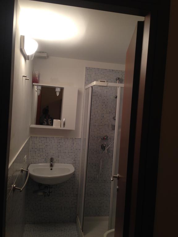 Bed and Breakfast Le Charme House 2 Rom Exterior foto