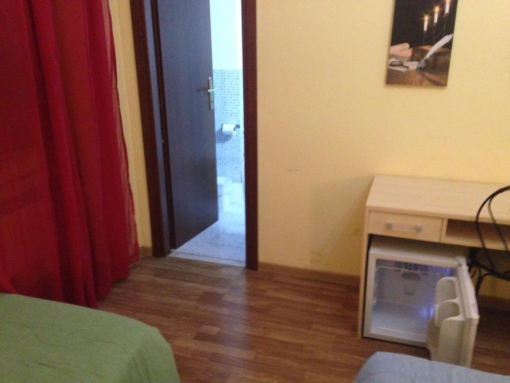 Bed and Breakfast Le Charme House 2 Rom Exterior foto